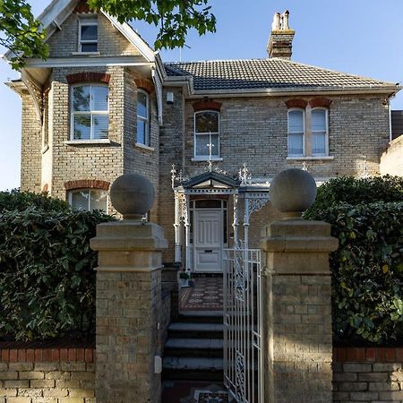 Cranborne House Hotel Poole Bagian luar foto