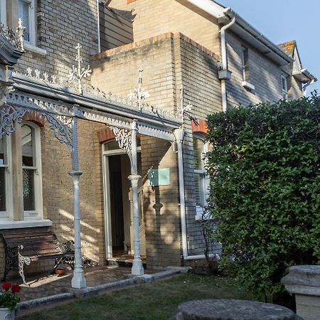 Cranborne House Hotel Poole Bagian luar foto