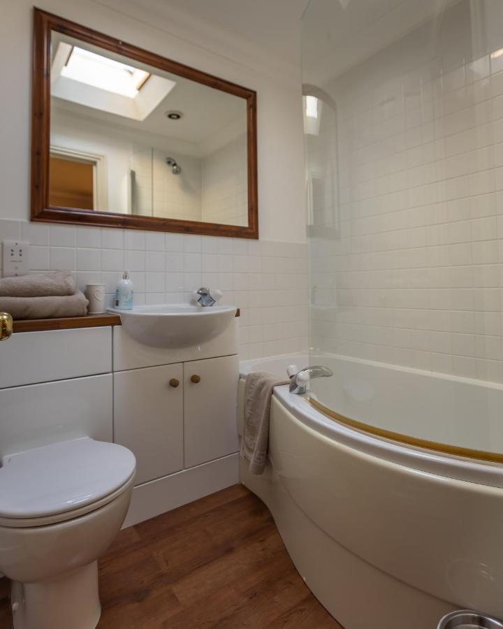Cranborne House Hotel Poole Bagian luar foto