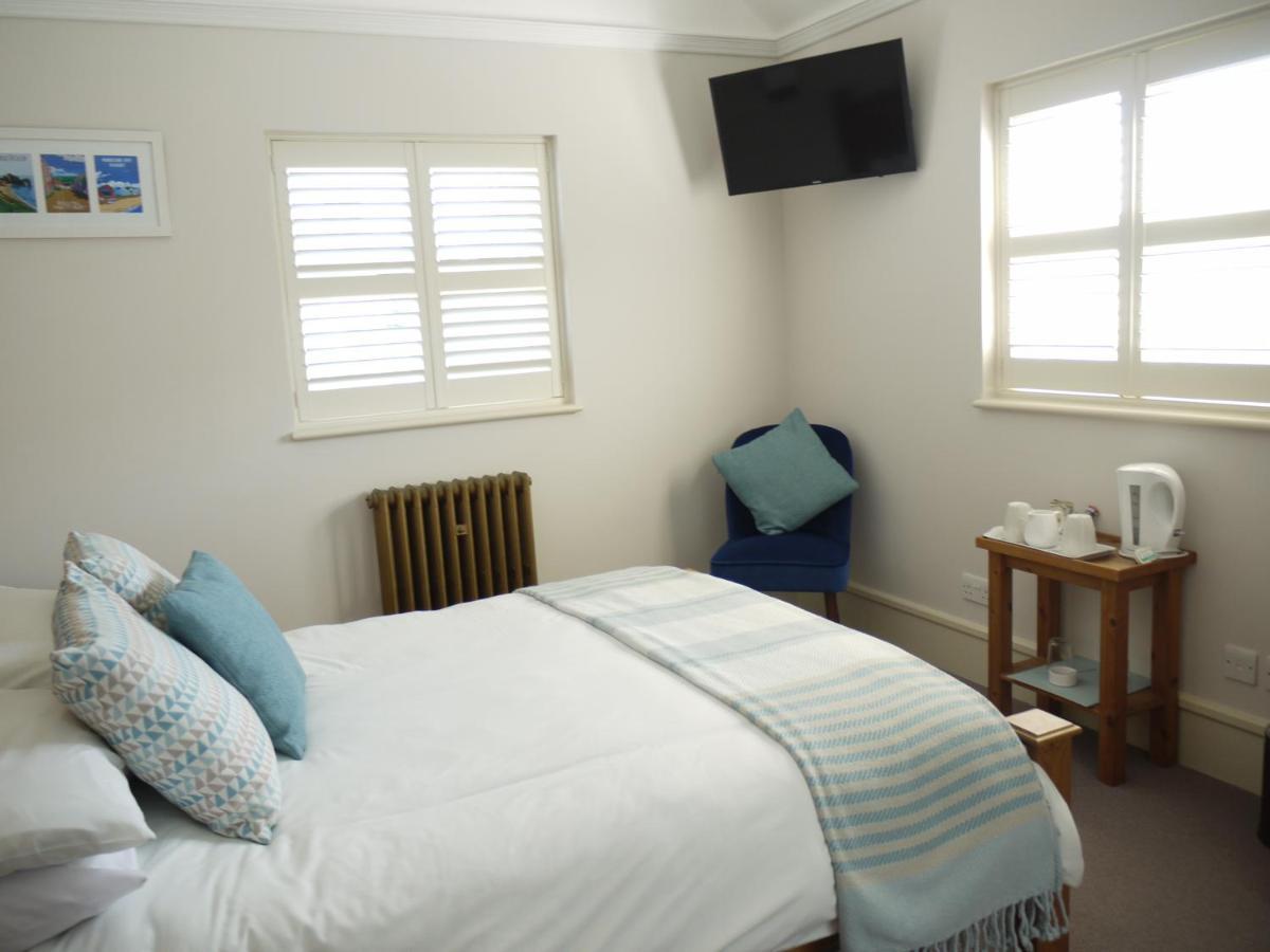 Cranborne House Hotel Poole Bagian luar foto