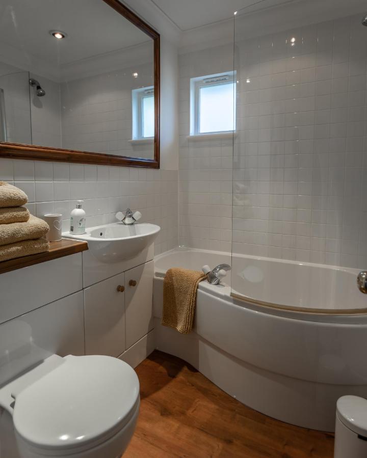 Cranborne House Hotel Poole Bagian luar foto