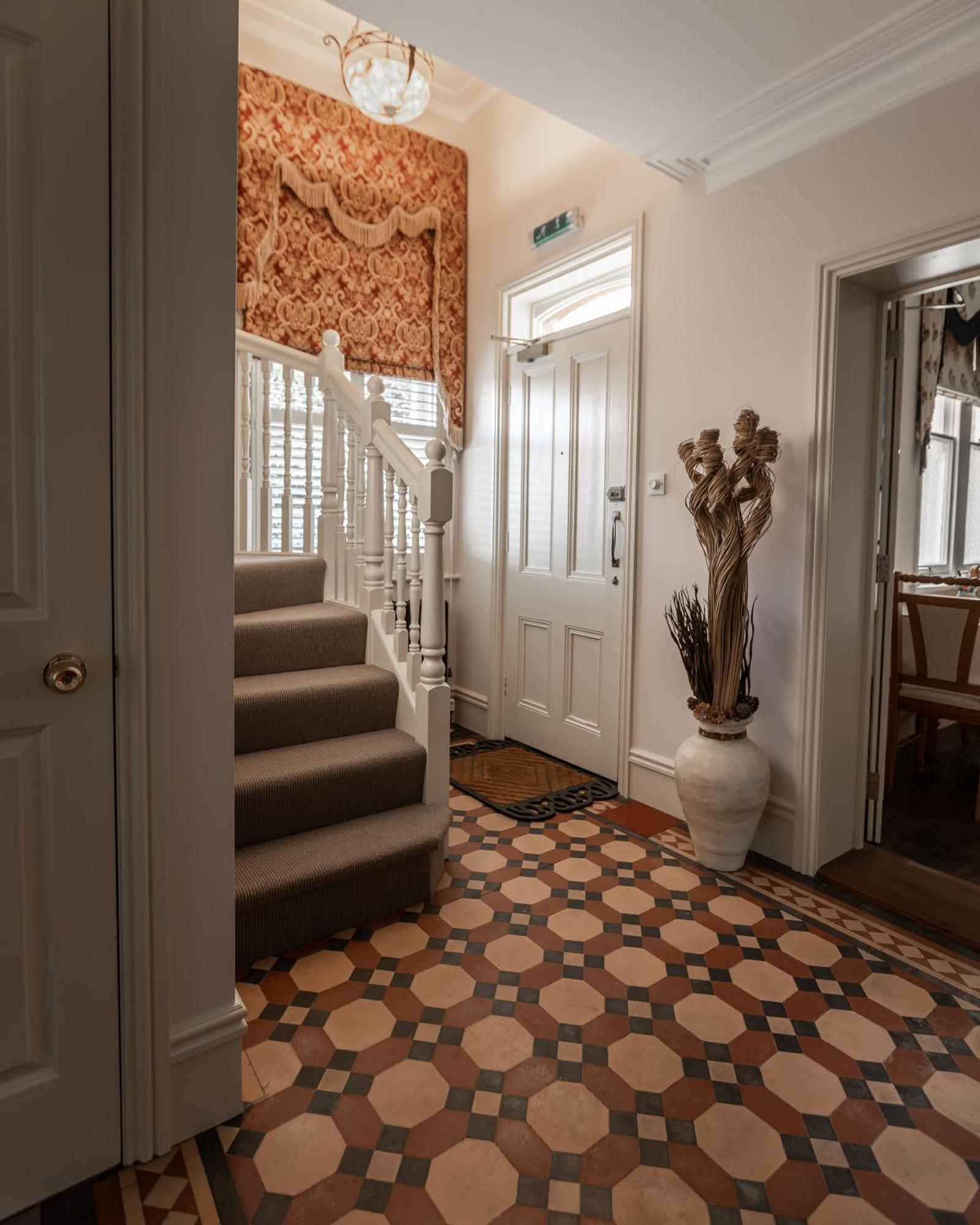 Cranborne House Hotel Poole Bagian luar foto